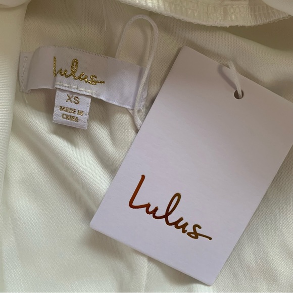 Lulus XS Romantic Moments White Lace Long Sleeve Maxi Dress NWT Wedding - Picture 13 of 17